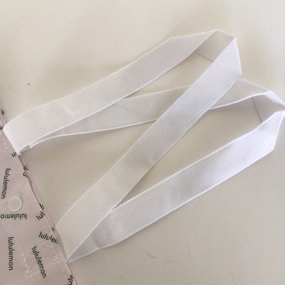 LULULEMON REUSABLE LOGO SMALL TOTE BAG NWT - Picture 3 of 7